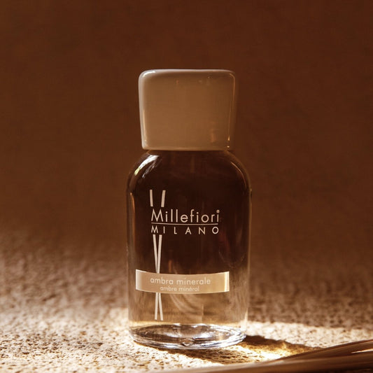 Ambra Minerale – Profumo per ambienti a bastoncini - Millefiori Milano - Kōdō.boutique