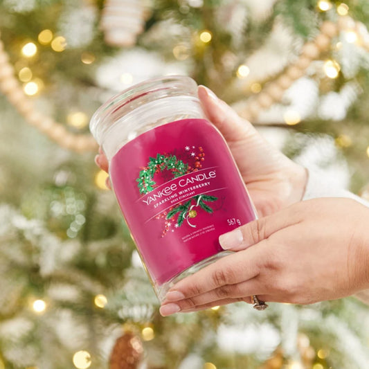 Candela Signature Grande "Sparkling Winterberry" Yankee Candle - Kōdō.boutique