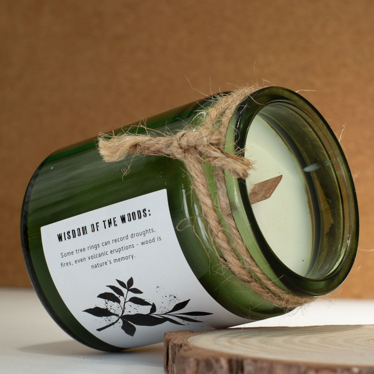 Candela in cera di soia Greenman — Salvia, menta e legni