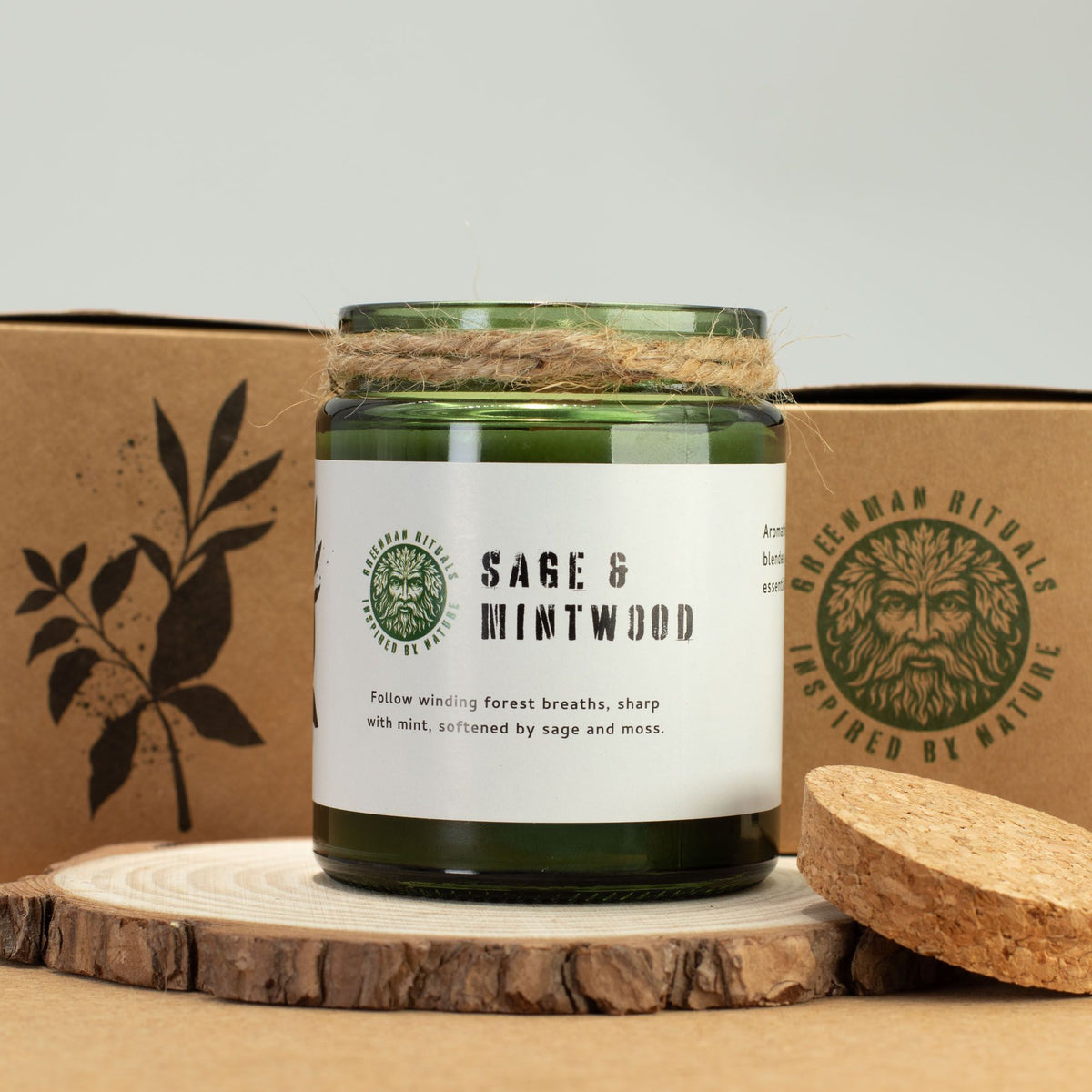 Candela in cera di soia Greenman — Salvia, menta e legni