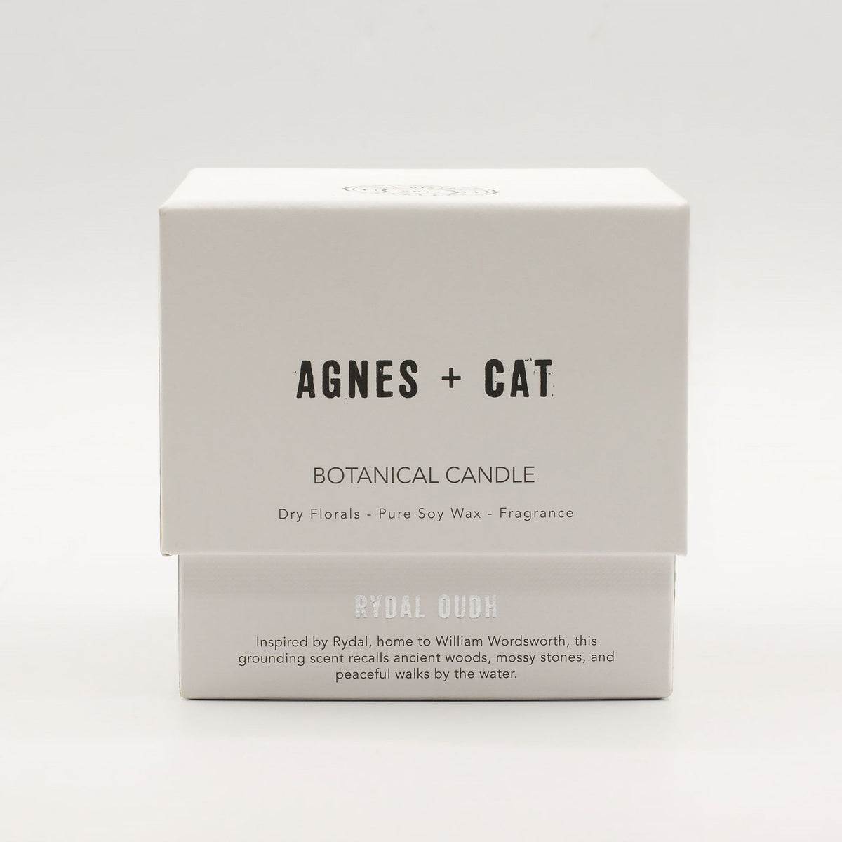 Candela botanica in cera di soia Agnes + Cat — Oud di Rydal