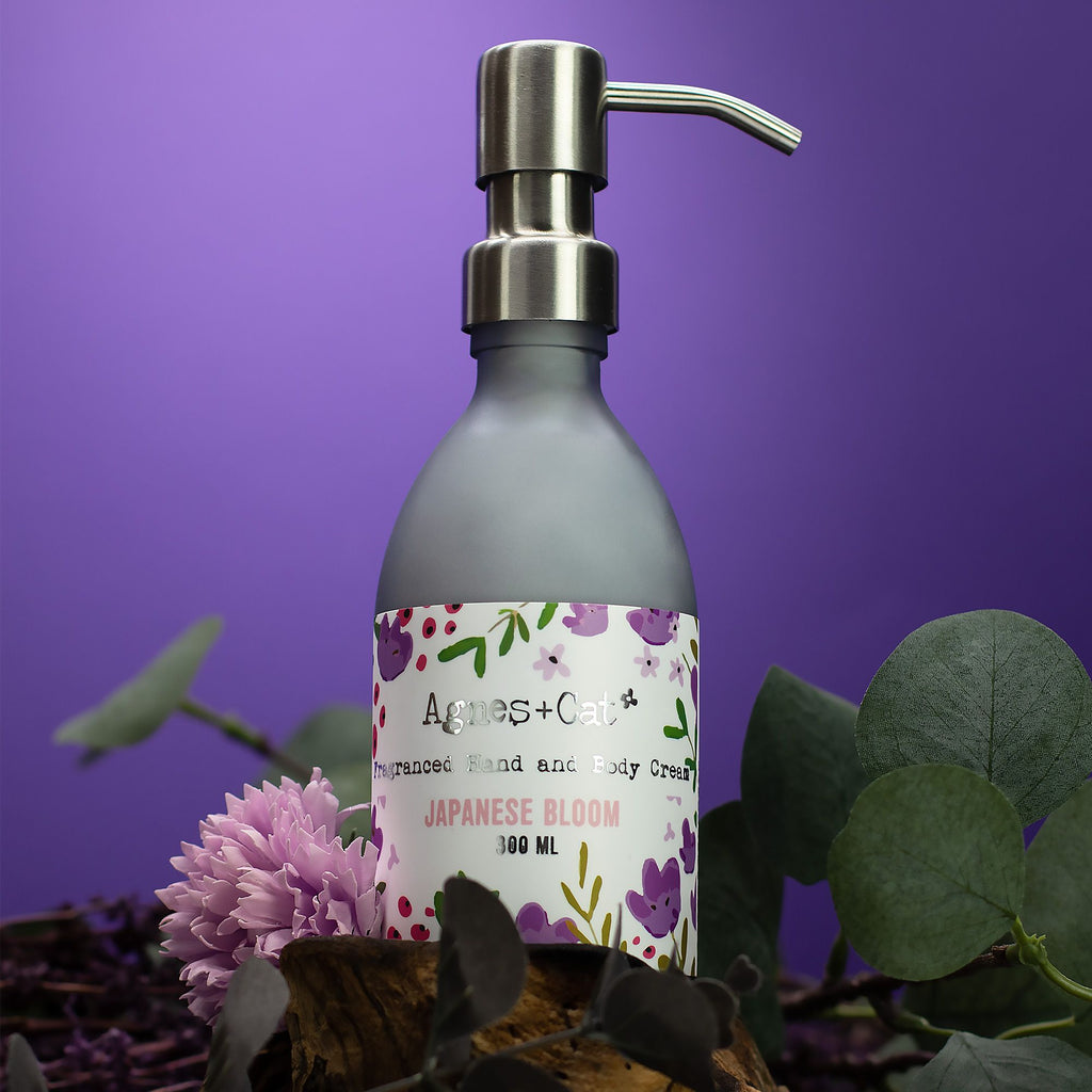Crema mani e corpo Agnes + Cat — Fioritura giapponese — 300 ml