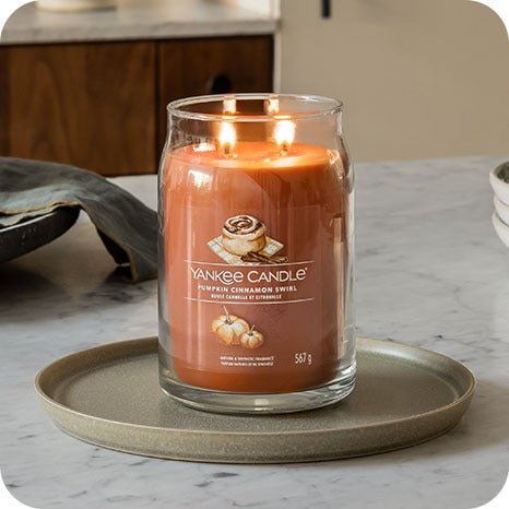 Candela Signature Grande "Pumpkin Cinnamon Swirl" Yankee Candle - Kōdō.boutique