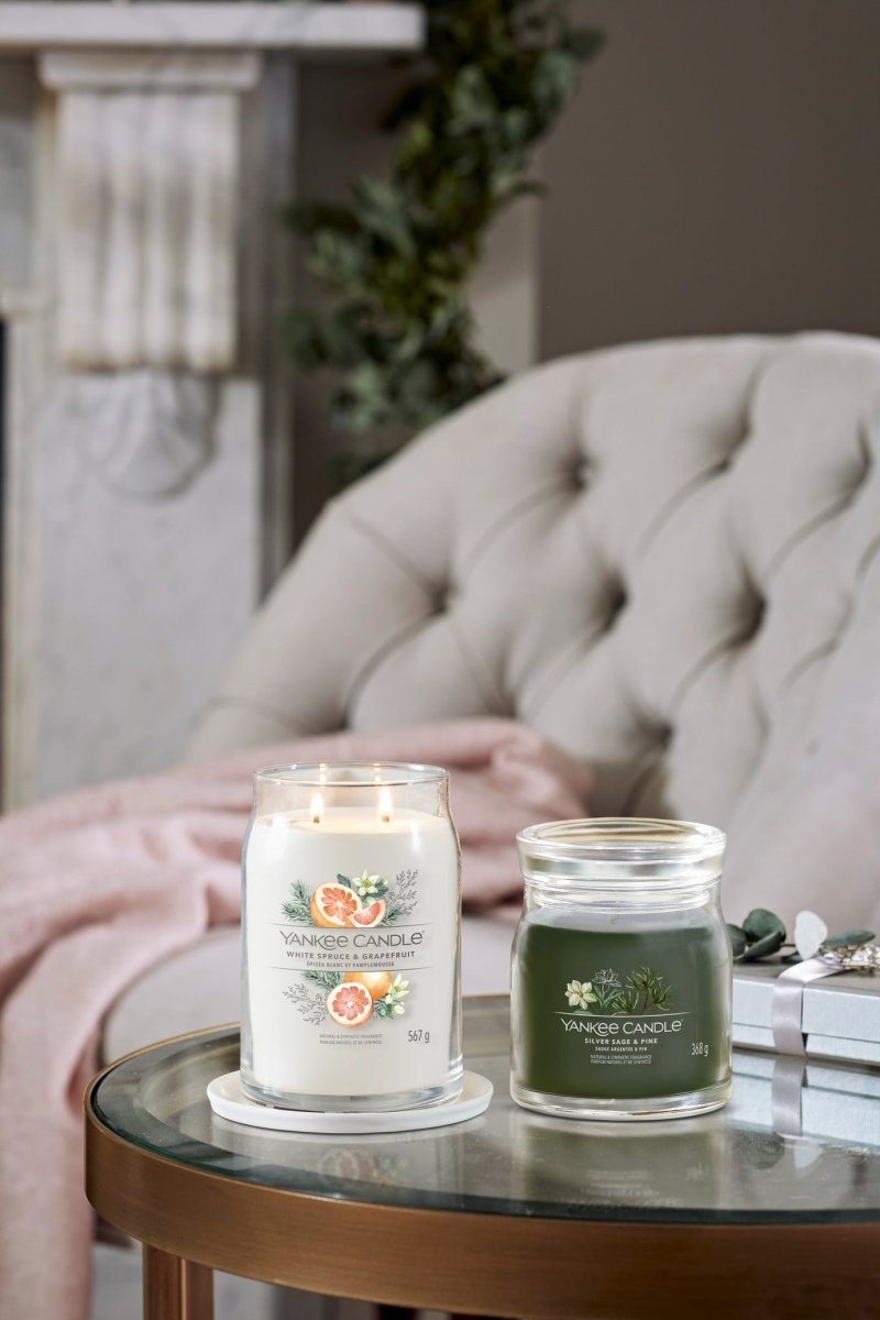 Candela Signature Grande "White Spruce & Grapefruit" Yankee Candle - Kōdō.boutique
