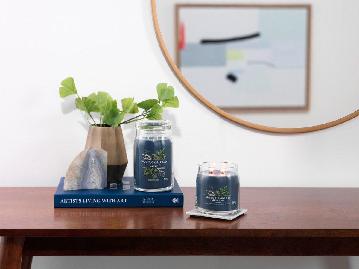 Candela Signature Media "Bayside Cedar" Yankee Candle - Kōdō.boutique
