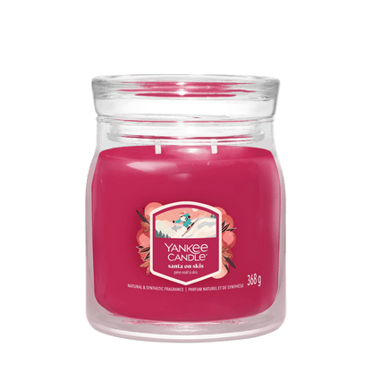 Candela Signature Media "Santa on Skis" Yankee Candle - Kōdō.boutique