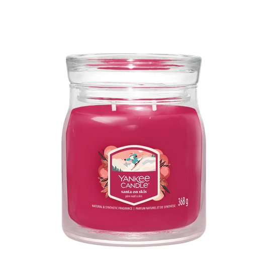 Candela Signature Media "Santa on Skis" Yankee Candle - Kōdō.boutique