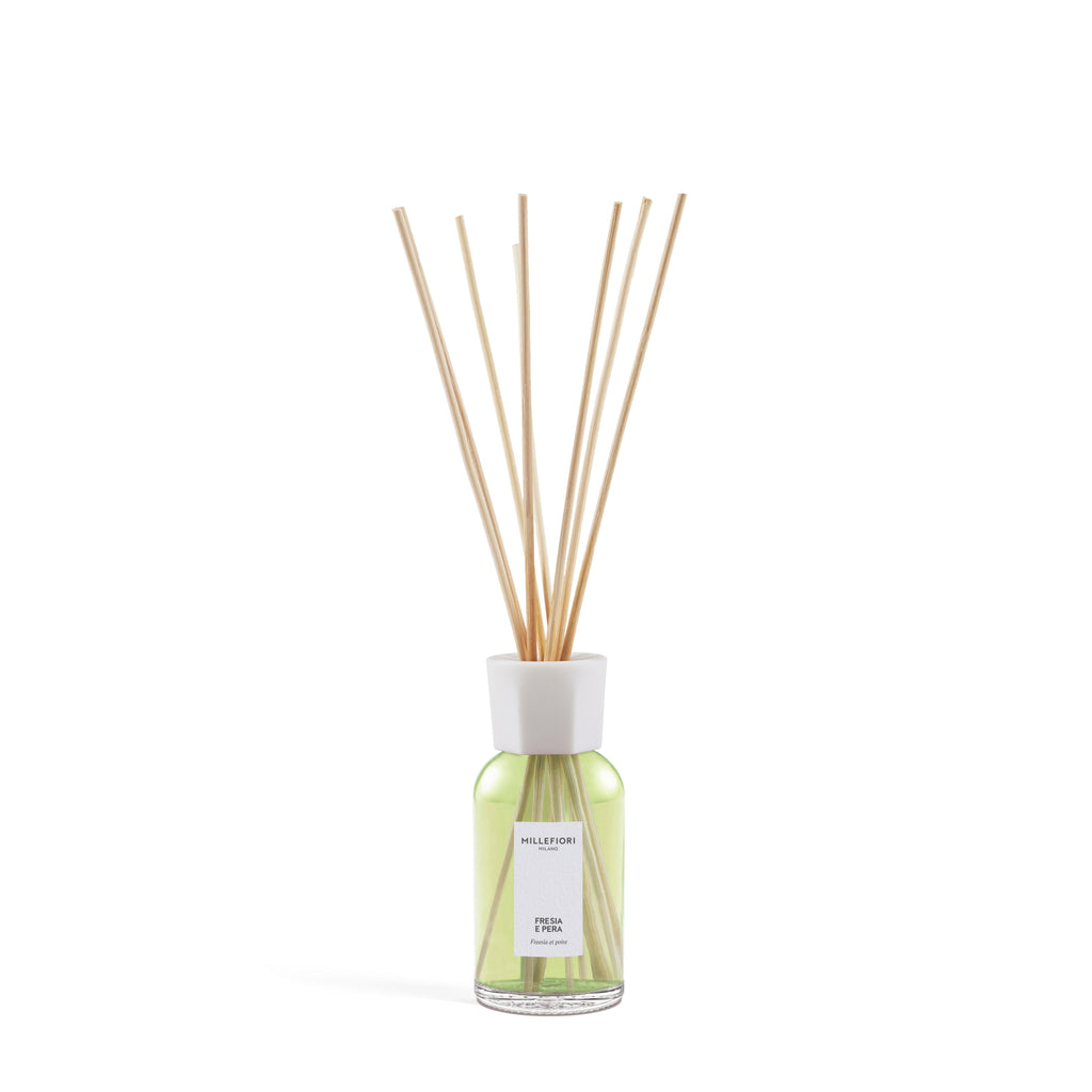 Fresia e Pera – Diffusore a bastoncini Milano, 250 ml