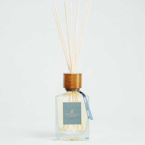 Oud Rose – Profumo per ambienti a bastoncini - Kōdō.boutique