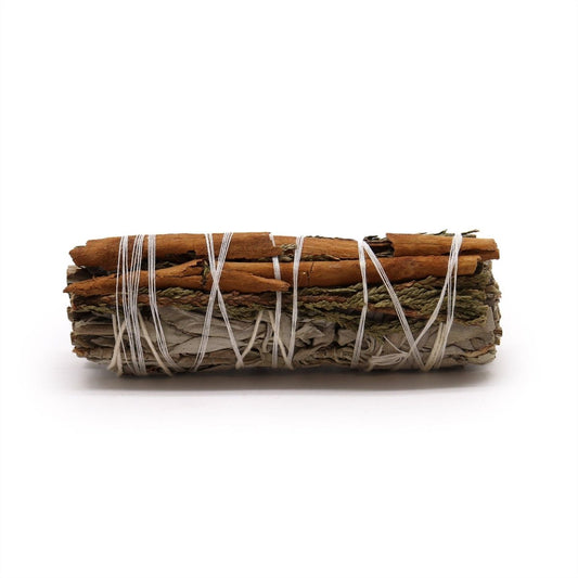 Smudge Stick - White Sage, Cedar and Cinnamon - Kōdō.boutique